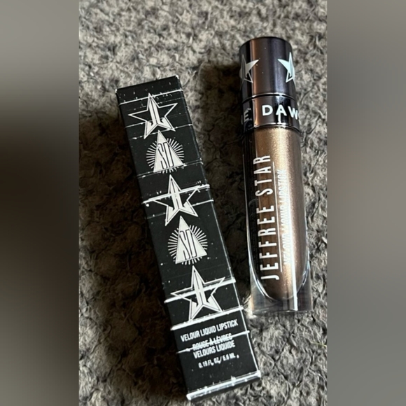 NIB🔥Limited Edition JStar "Shane" Velour Liquid Lipstick Matte Metallic Br❤️🔥 - Picture 4 of 11
